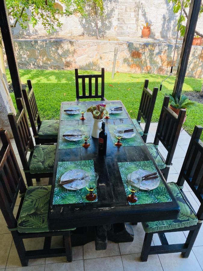 Detached Villa With Sea View 하니오티 외부 사진